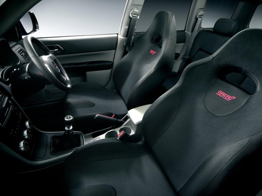  Subaru Forester STi 2005 года  (JP) (фото 11 из 17)
